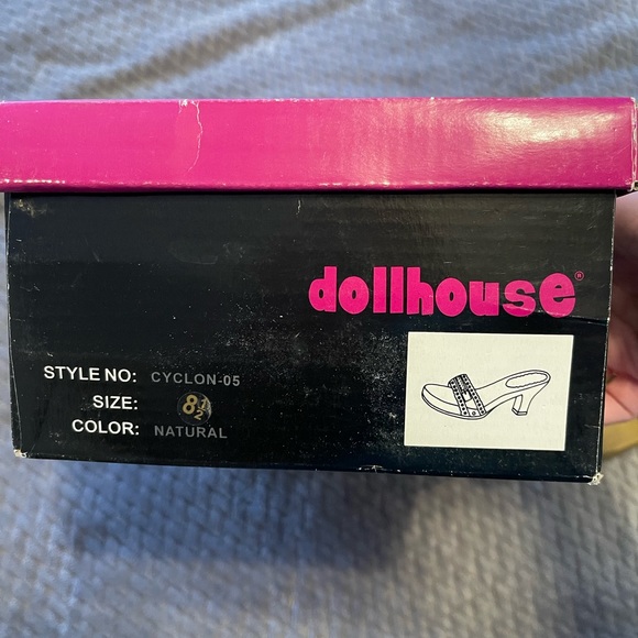 Dollhouse Slide on heels - Picture 2 of 3